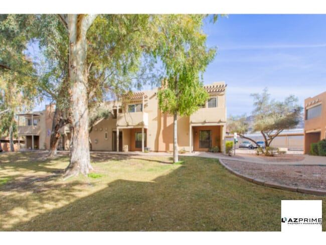 Building Photo - Experience the charm of this stunning 2/2 ...