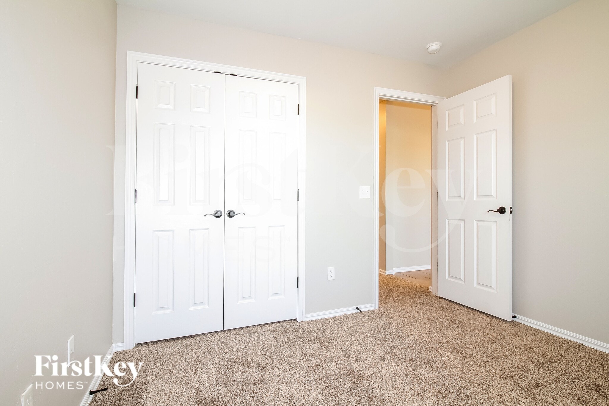 Building Photo - 4529 Oasis Ct