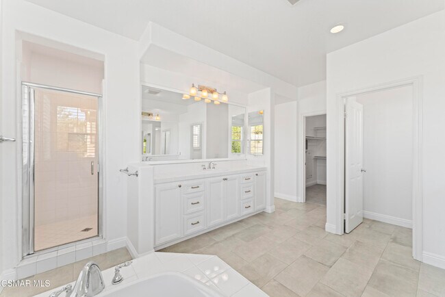 Building Photo - 3718 Young Wolf Dr