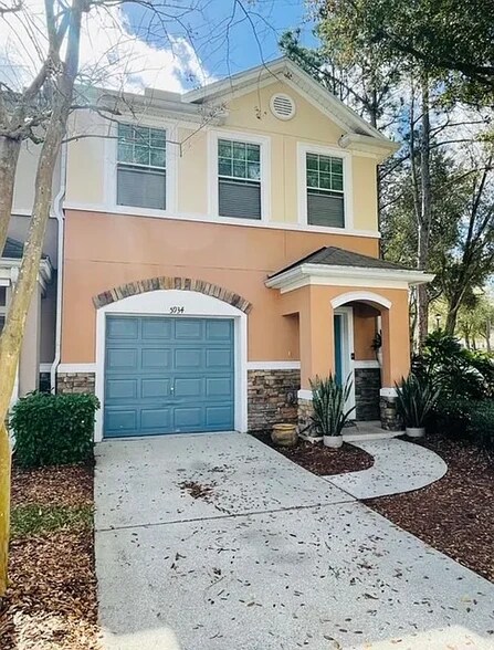 Primary Photo - 5934 Pavilion Dr