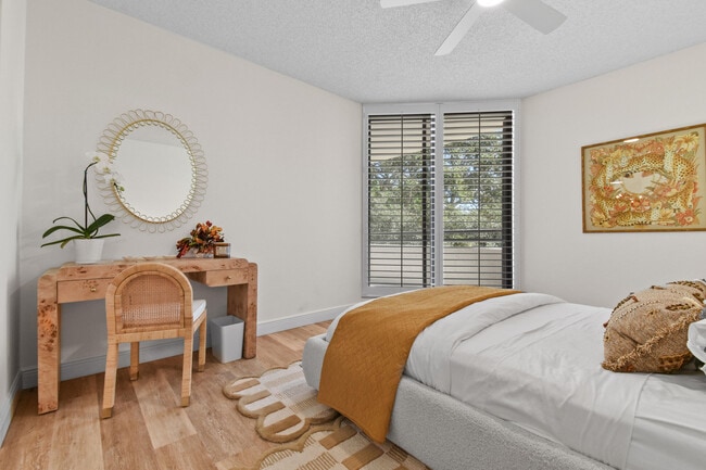 Building Photo - 3322 Casseekey Island Rd