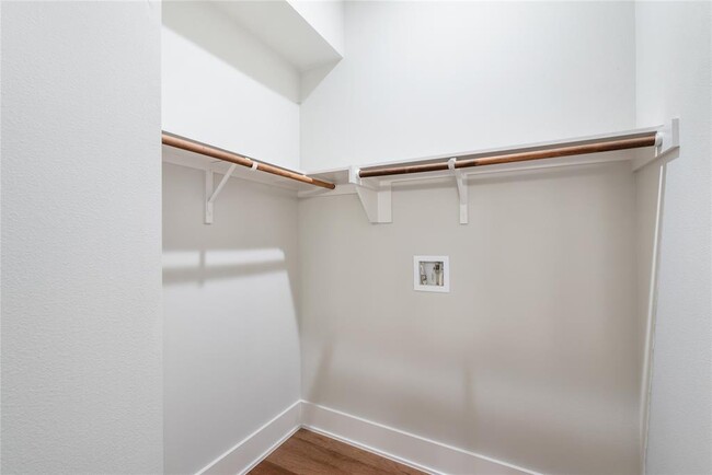 Building Photo - 7913 Floracita Ln