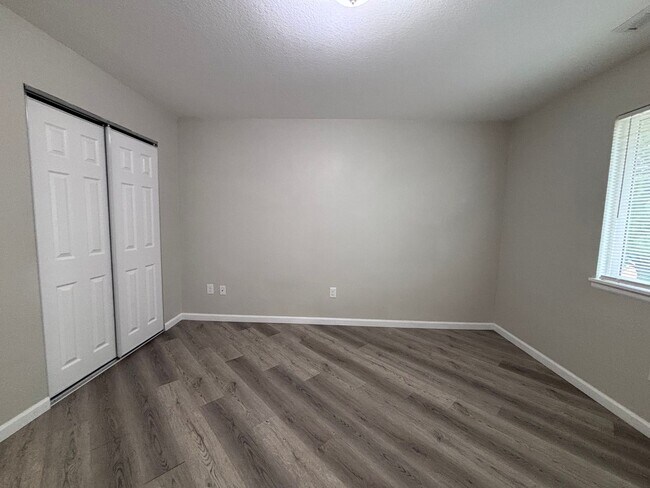 Building Photo - 1115 Chiricahua Loop