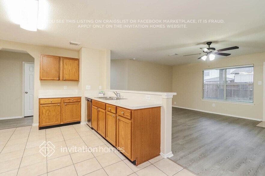 Building Photo - 6806 Baron Gate Ct