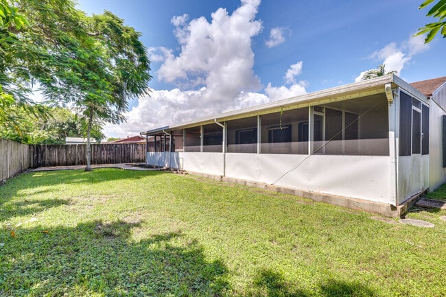 Building Photo - 10934 SW 158th Terrace