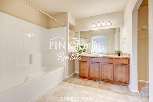 Building Photo - 7577 Black Spruce Heights