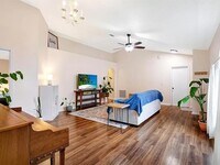 Building Photo - 10534 Opus Dr