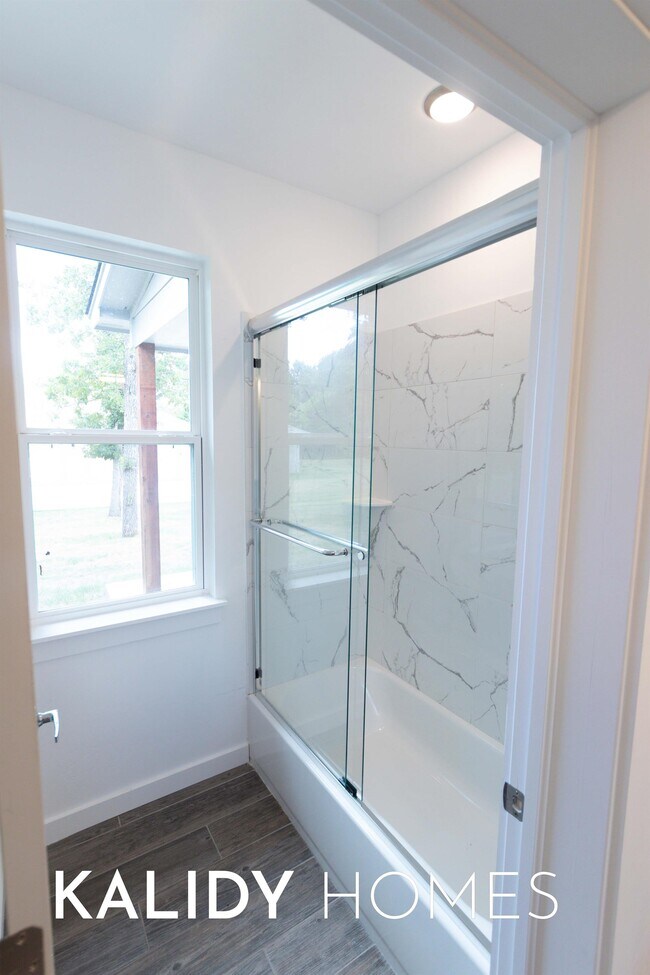 Building Photo - 1679 Kalidy Dr