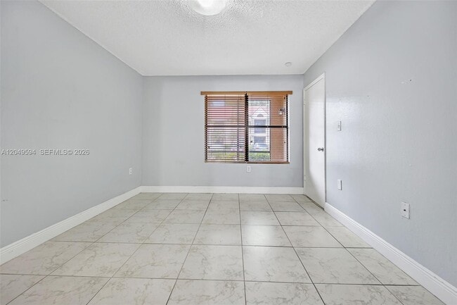 Building Photo - 15560 SW 104th Terrace
