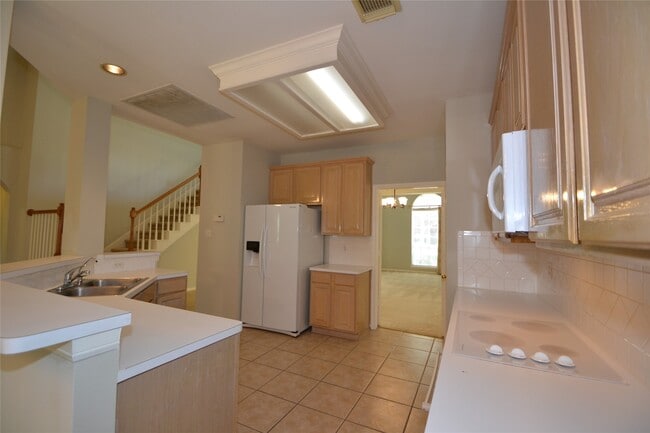 Building Photo - 15307 Amesbury Ln