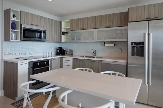 Building Photo - 6700 Indian Creek Dr