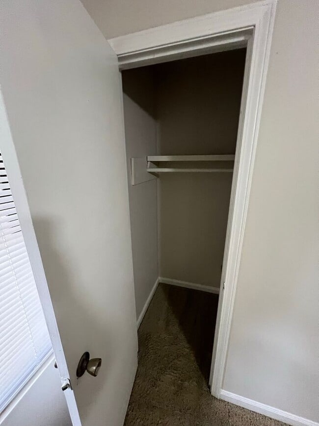 Building Photo - Beautiful 2-Bedroom Townhome in the Highly Sought-After Buford School District!