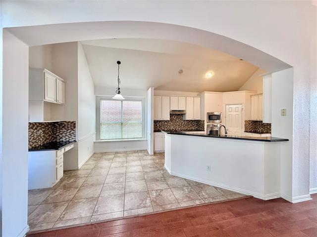 Building Photo - 17712 River Chase Dr