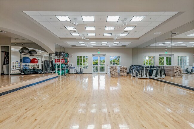 Building Photo - 3995 Deer Crossing Ct