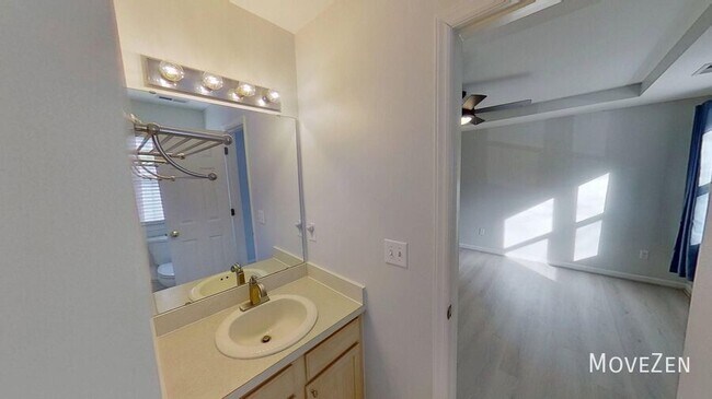 Building Photo - 117 Candace Pl