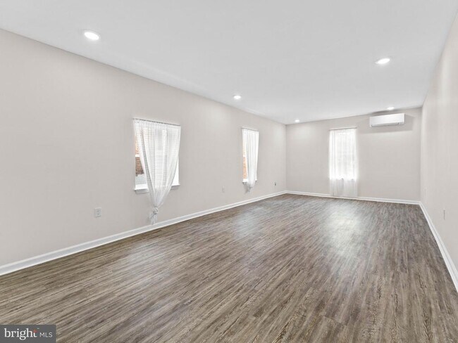 Building Photo - 1923 N 20th St