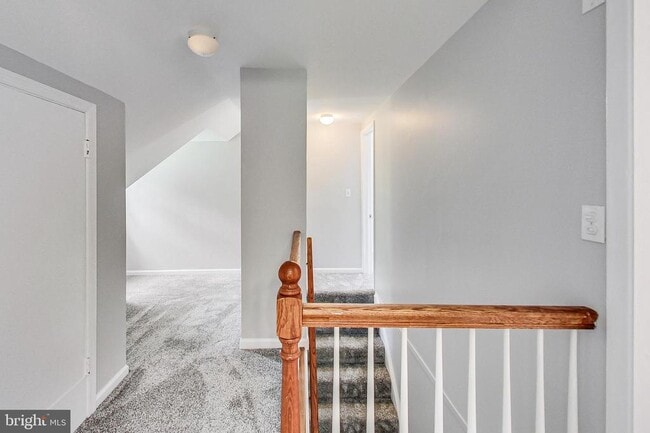 Building Photo - 6641 Barrett Rd