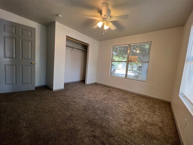Bed 1 - 610 Williams St