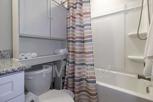Building Photo - 143 Coral Breeze Dr