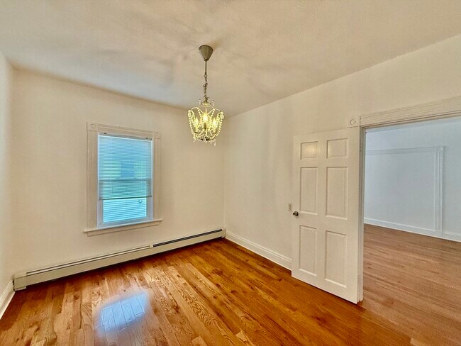 Building Photo - 186 Arlington St