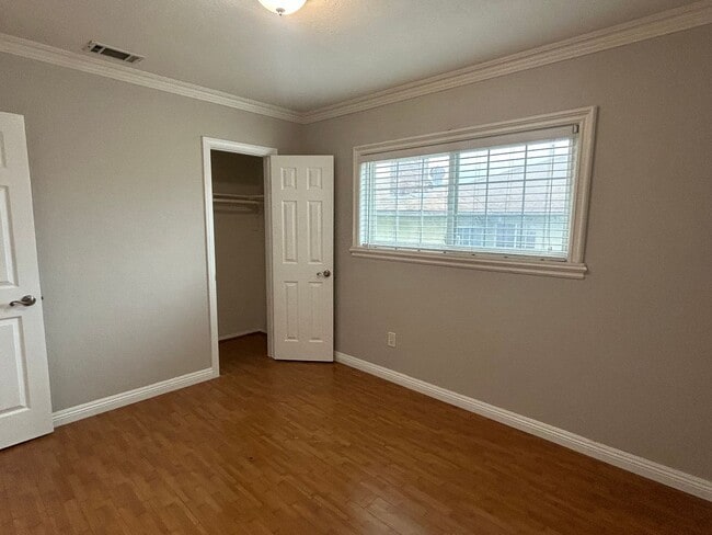 Building Photo - Spacious 4-Bedroom House for Rent in Monterey Park Quiet Neighborhood