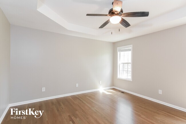 Building Photo - 206 Red Fox Ct