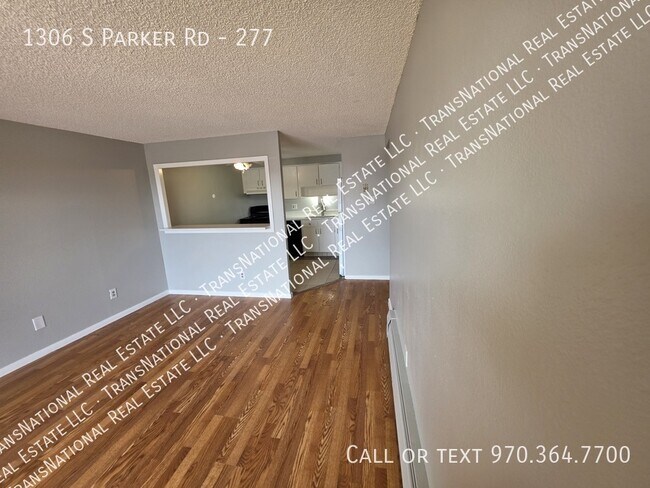 Building Photo - 1306 S Parker Rd