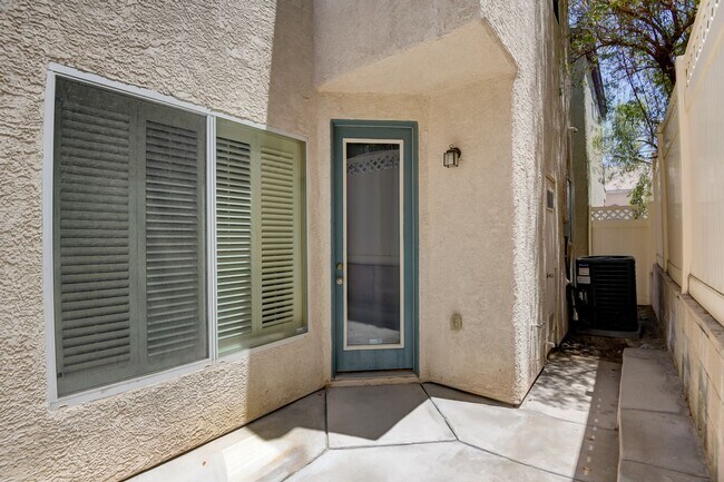 Building Photo - 1713 Bamboo Rain Ave