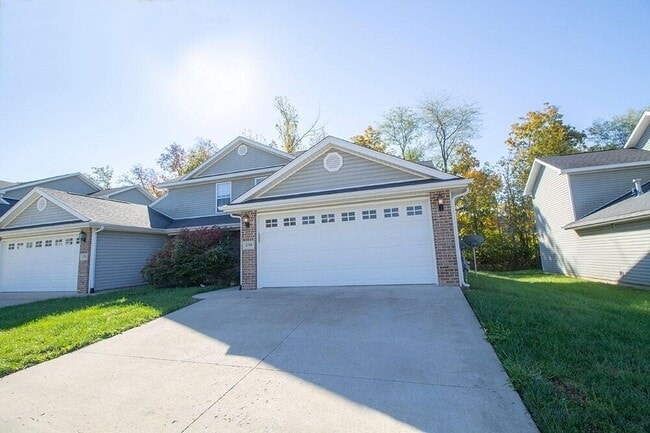 Building Photo - 4612 Dehaven Dr