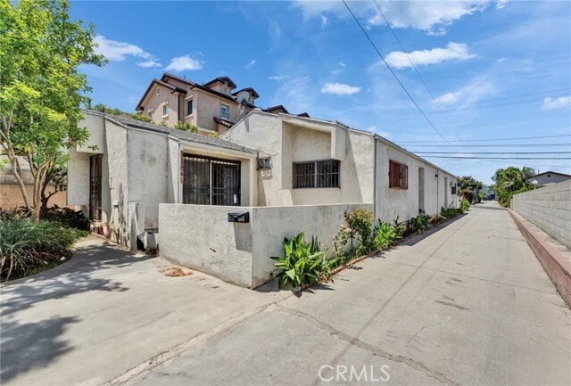 Building Photo - 318 S Lincoln Ave