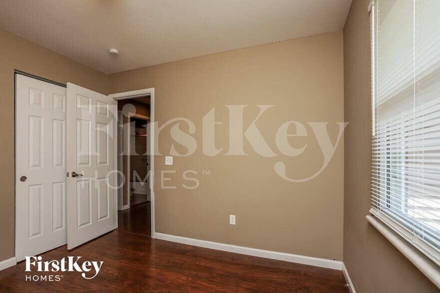Building Photo - 6161 Limbwood Ct
