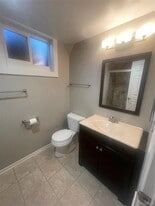 Building Photo - 1210 Vance St