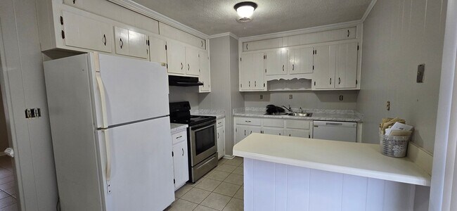 Building Photo - McDuffie Woods - Richmond County