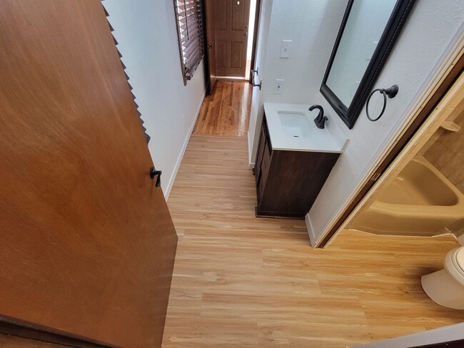 Building Photo - Torrance - 3 bd / 2 ba Home! GREAT LOCATION!!