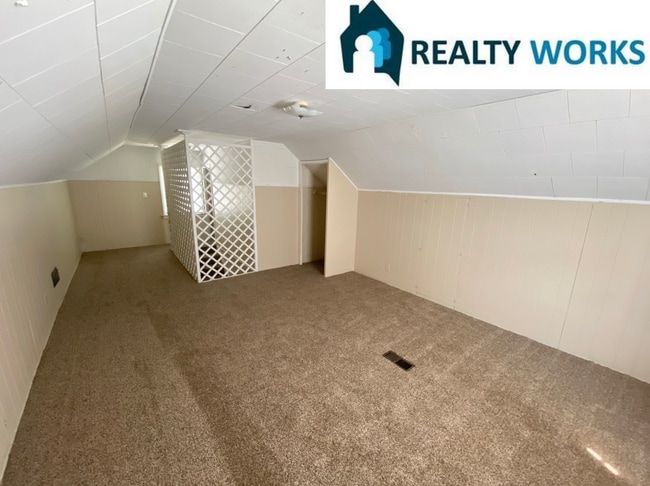 Building Photo - Great 3 bedroom home available in north Lincoln.