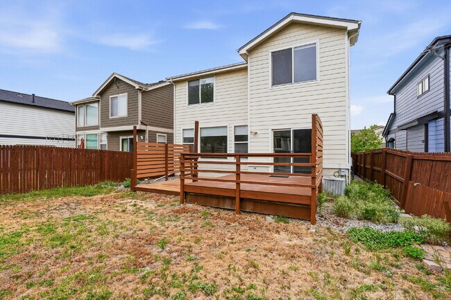 Building Photo - Welcome to this well-maintained 4-bedroom home in the heart of Thornton!
