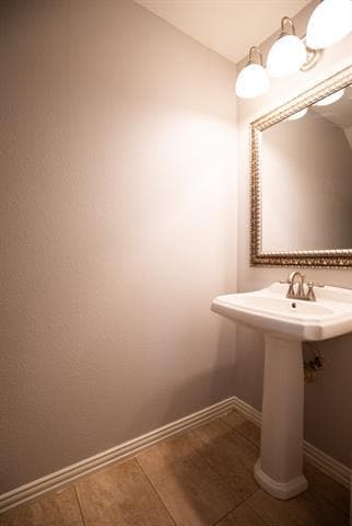 Building Photo - 2908 Pioneer Park Dr