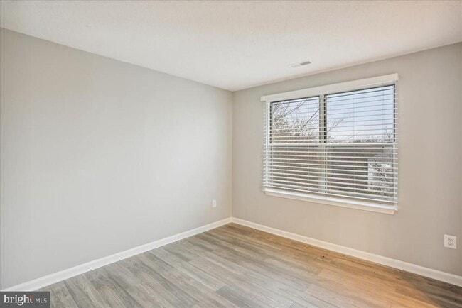 Building Photo - 12901 Churchill Ridge Cir