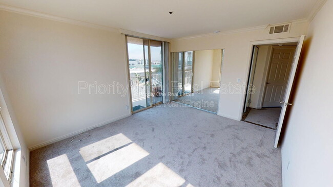 Building Photo - 3939 Illinois St