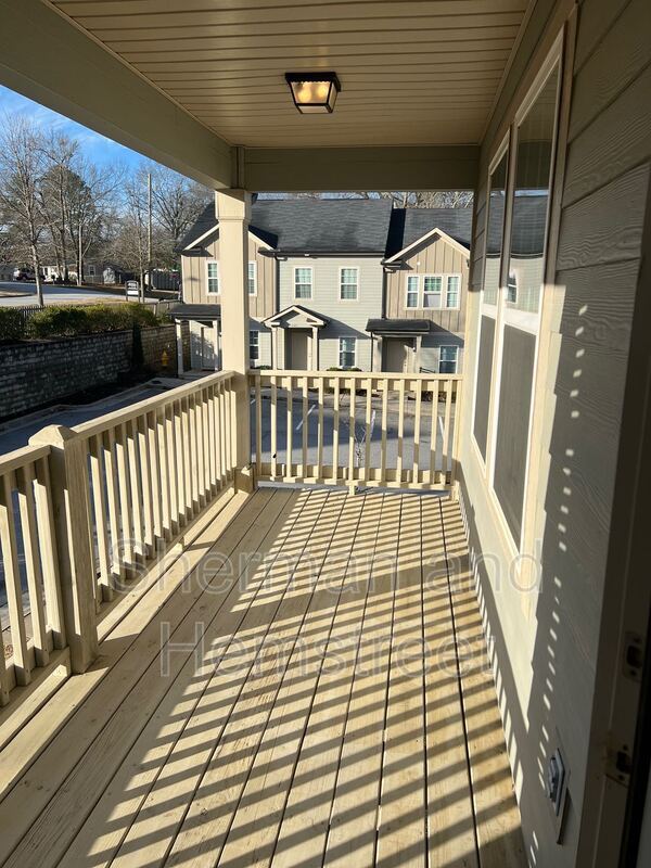 Building Photo - 608 Joiner Cir