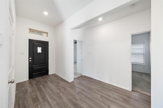 Building Photo - 9326 Victoria Valley Ct