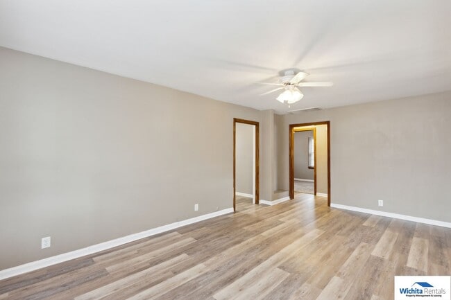 Building Photo - 2 bedroom 1 bath home