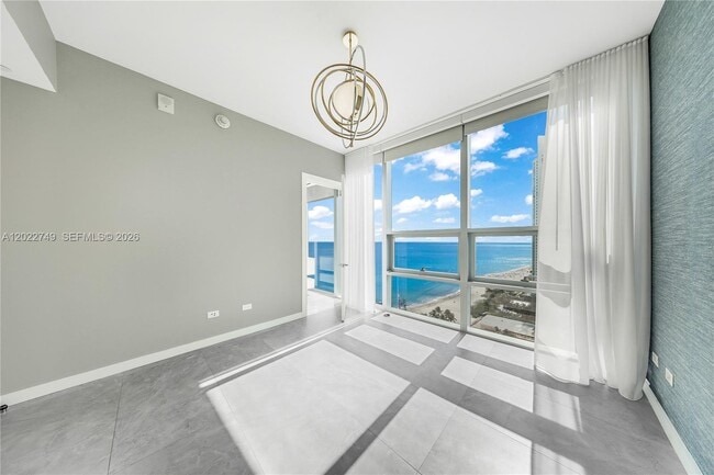 Building Photo - 18501 Collins Ave