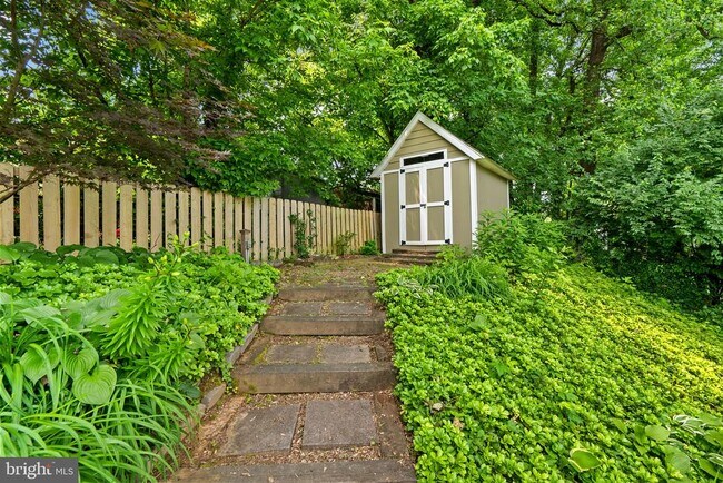 Building Photo - 3904 Lantern Dr