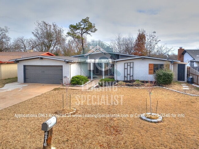 Building Photo - Warr Acres 3 Bed 2 Bath Home with a Pool!!