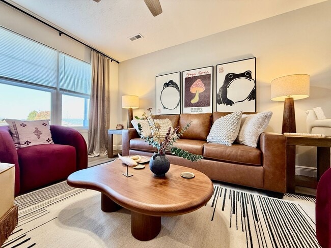 Building Photo - 232 Taylor Dr