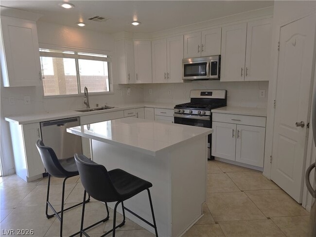 Building Photo - 6717 Yellowhammer Pl