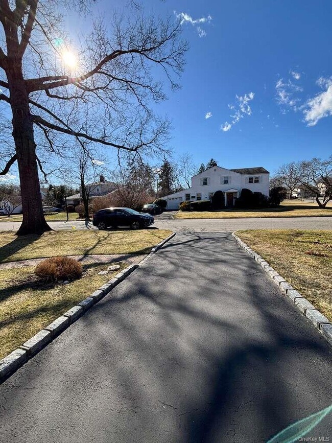 Building Photo - 70 Appletree Ln