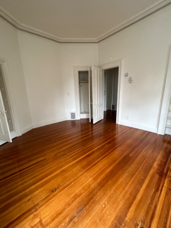 Building Photo - 111 Union St