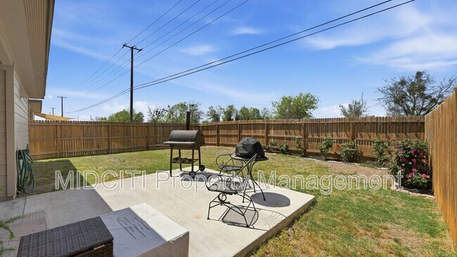 Building Photo - 2913 Brogan Creek